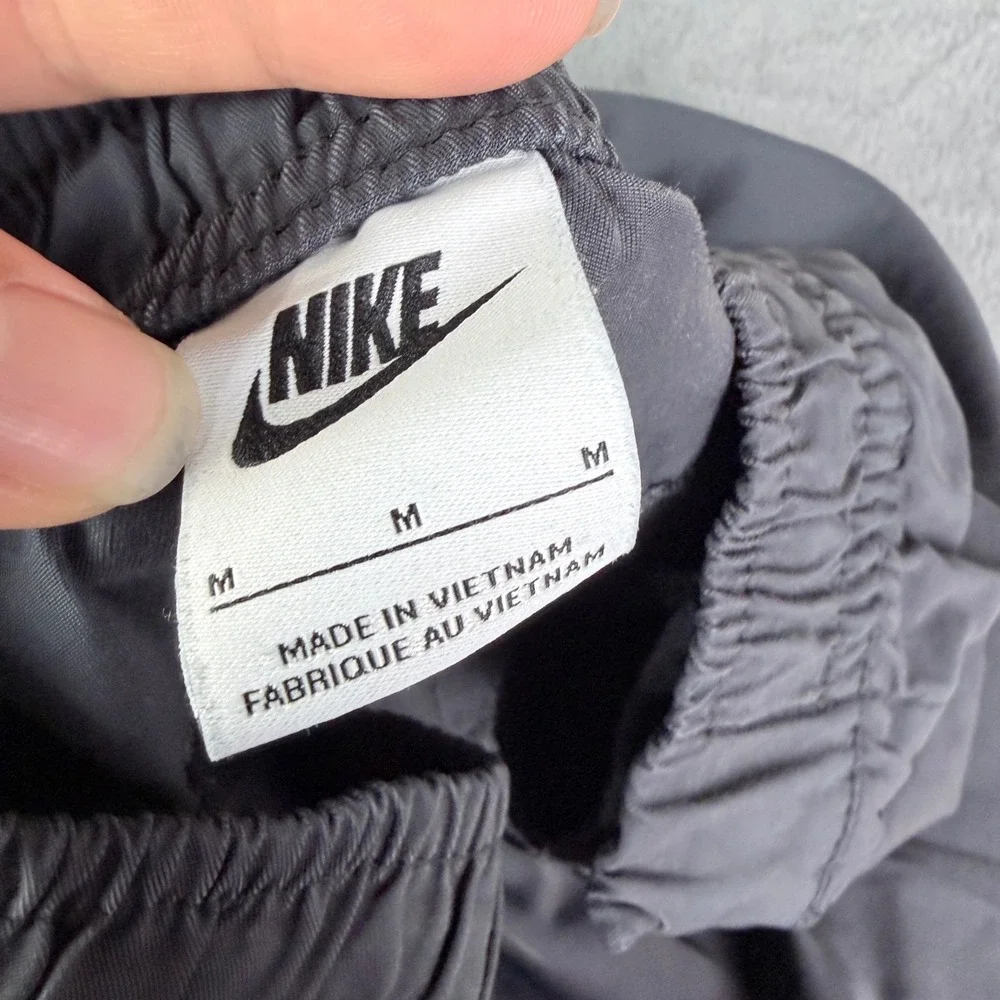 Nike Sportswear Utility Cargo Pants Elastic Waist Tapered Black Mens Medium